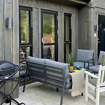 5 Star In Stokmarknes Hébergement de vacances *