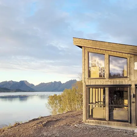 Prázdninový dům 5 Star In Stokmarknes Straumsjoen