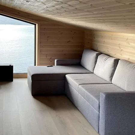 5 Star In Stokmarknes Prázdninový dům