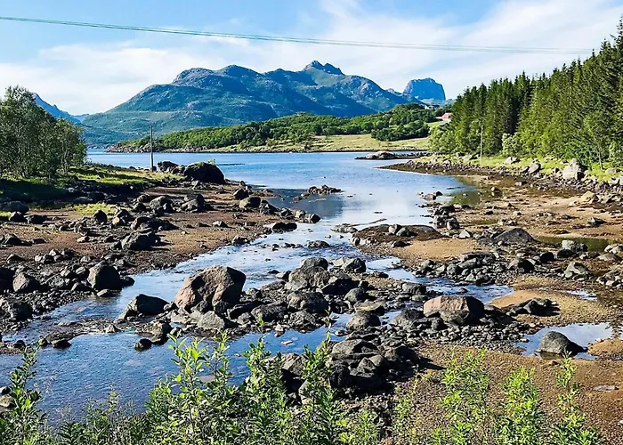 5 Star In Stokmarknes Hébergement de vacances Straumsjoen