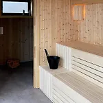 5 Star In Stokmarknes Ferienhaus Straumsjoen